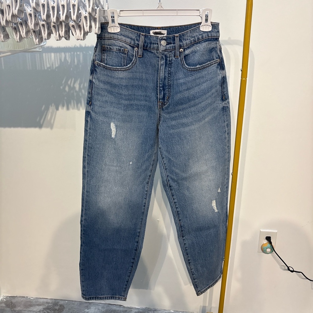 Evereve High-Rise Straight Jeans – Size 27 (NWOT)